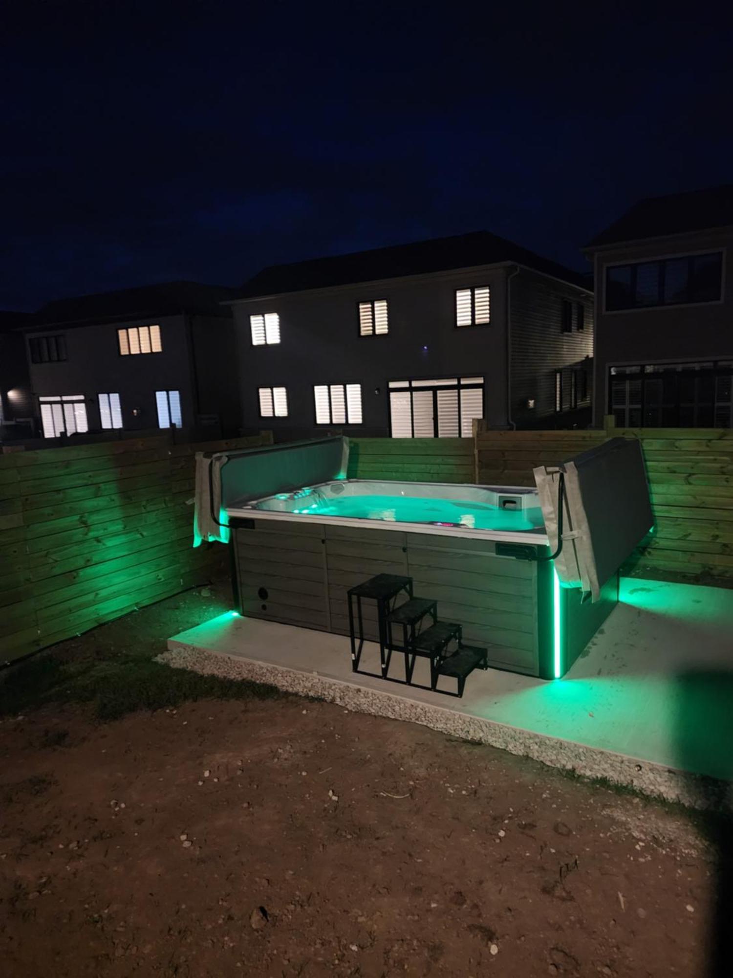 Paradise Villa 6 Bowmanville Ngoại thất bức ảnh